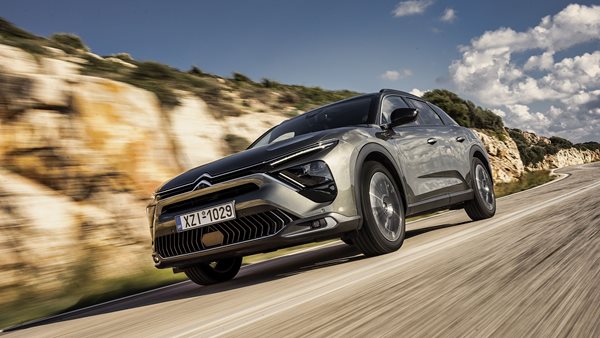 Δοκιμή: Citroen C5 X Plug-in Hybrid σημαίνει ξεχωριστή λιμουζίνα