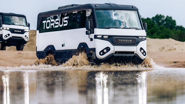 Το νέο Torsus Praetorian είναι το πιο σκληροτράχηλο off-road λεωφορείο στον κόσμο (εικόνες, video)