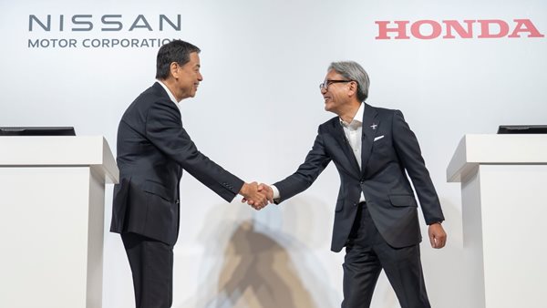 Η συγχώνευση Honda-Nissan μπορεί να σώσει την ιαπωνική αυτοκινητοβιομηχανία