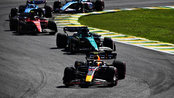 F1: Το εξωφρενικό photo finish του Alonso (video)