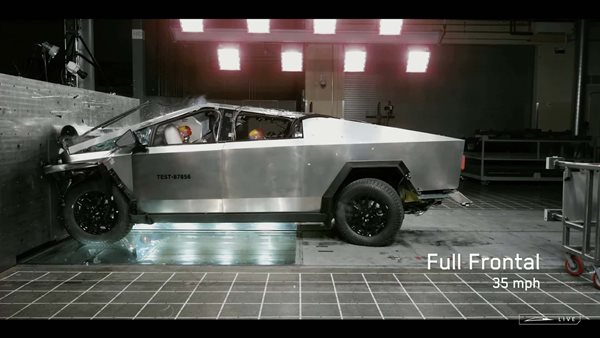 Δείτε στο video το Tesla Cybertruck σε crash test