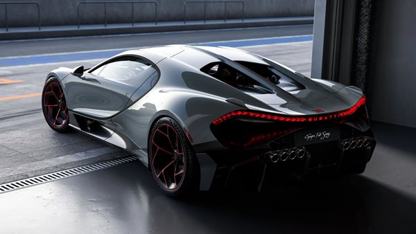 Η Bugatti το τερμάτισε-η Τourbillon Equipe Pur Sang έχει οκτώ τελικά εξάτμισης