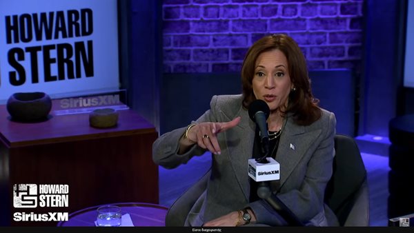 Η Καμάλα Χάρις βλέπει F1 και αποκαλύπτει τον αγαπημένο της οδηγό