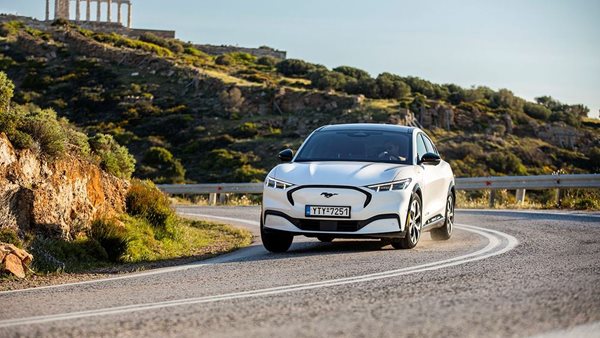 "Το Αυτοκίνητο Της Ανάστασης"