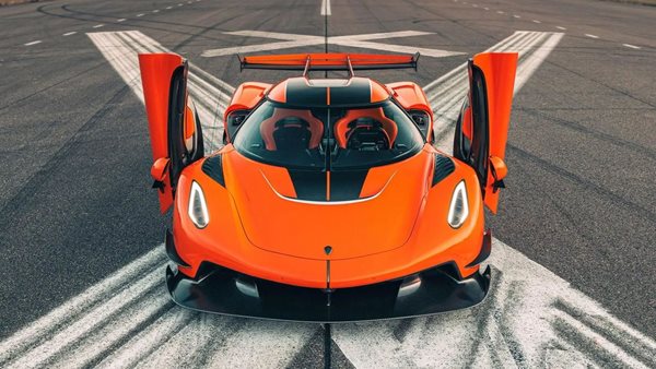 Koenigsegg: Τα ηλεκτρικά hypercars "χρειάζονται λόγο ύπαρξης"