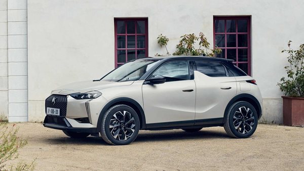 Το DS 3 διατίθεται πλέον και με υβριδικό σύστημα
