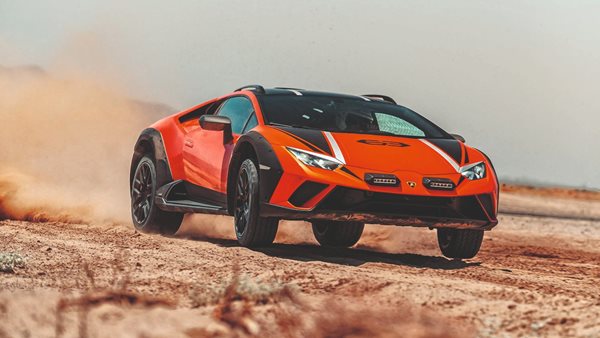 Lamborghini Huracan Sterrato: Θορυβώδης και βίαιη με απόλυτο έλεγχο