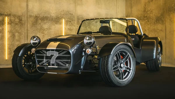 Αυτή είναι η ειδική έκδοση του Caterham Seven των 100.000 ευρώ