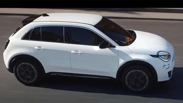 Η Fiat αποκάλυψε το νέο ηλεκτρικό 600 σε επίσημο video
