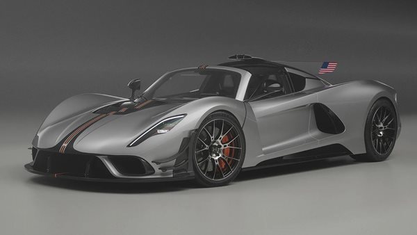 Το Hennessey Venom F5-M Roadster είναι το ισχυρότερο χειροκίνητο αυτοκίνητο παραγωγής (εικόνες)