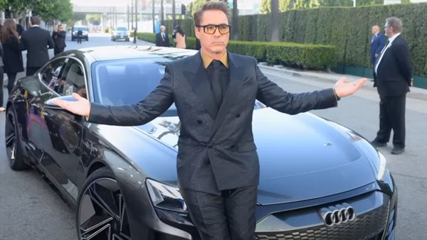 Ο Robert Downey Jr. μετατρέπει σε ηλεκτρικά τα κλασικά αυτοκίνητα της συλλογής του