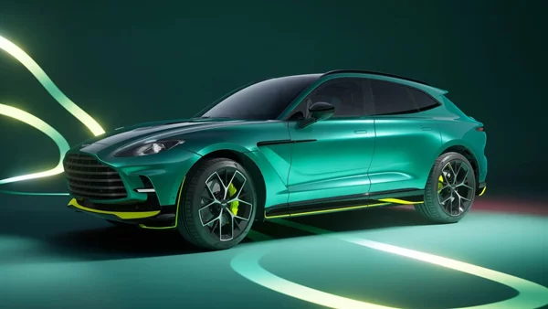 Αυτή η ειδική έκδοση της Aston Martin DBX707 έχει κάτι από F1