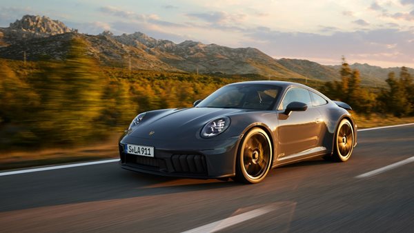 Η νέα Porsche 911 Turbo έρχεται και θα είναι υβριδική