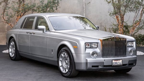 Μπορείς να αγοράσεις Rolls-Royce Phantom μόνο με 65.000 ευρώ