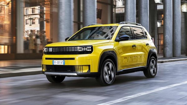 Πρεμιέρα για το νέο Fiat Grande Panda στο Τορίνο