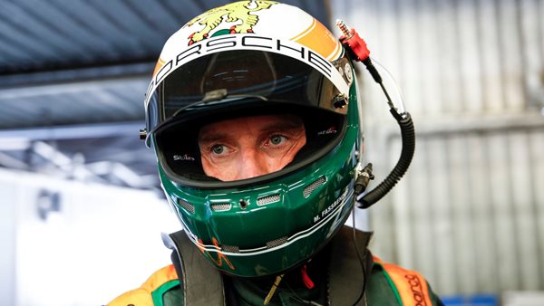 Ο Michael Fassbender με Porsche 911 RSR στο Le Mans