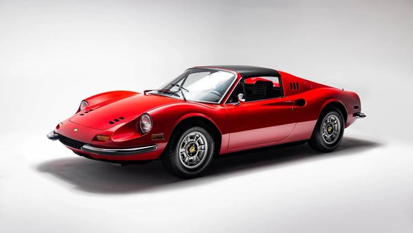Σε διάσημη τραγουδίστρια ανήκε αυτή η Ferrari Dino 246 που πουλήθηκε για μισό εκατομμύριο ευρώ