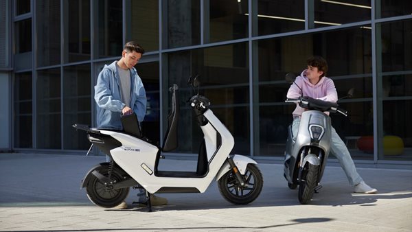 Στην Ελλάδα το πρώτο ηλεκτρικό scooter της Honda