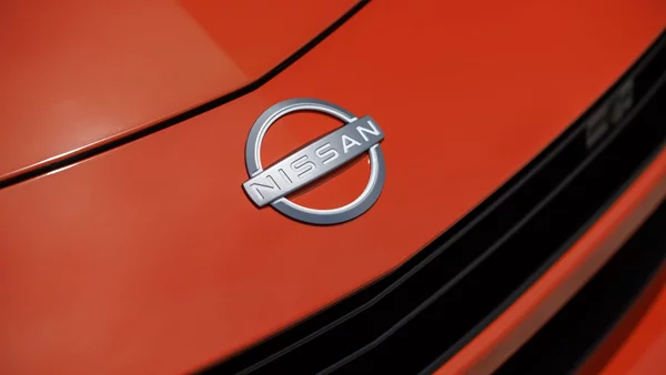 Ποιος δήλωσε ότι η Nissan "είναι στα τελευταία της"