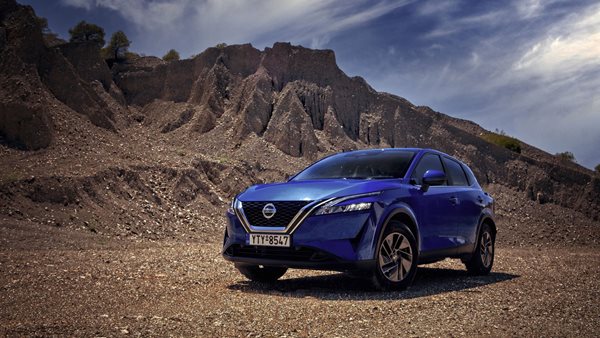 Nissan Qashqai 1.3lt 158ps Hybrid X-Tronic: Πλουμιστό crossover