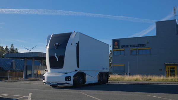 Αυτόνομο όχημα πέρασε τα σύνορα σε μια παγκόσμια πρωτιά