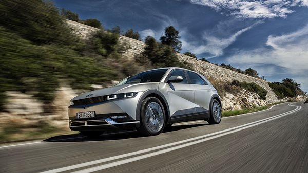 Hyundai Ioniq 5: Η ελκυστική πλευρά της ηλεκτροκίνησης