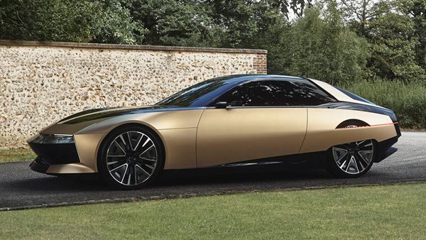 Η DS έκλεισε 10 χρόνια και γιορτάζει με το υπέροχο SM Tribute