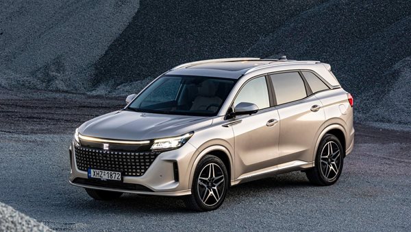 Η DFSK ήρθε στην Ελλάδα-δείτε μοντέλα και τιμές