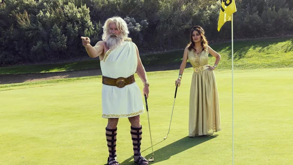 ΒΜW iX και οι θεοί του Ολύμπου Hayek και Schwarzenegger