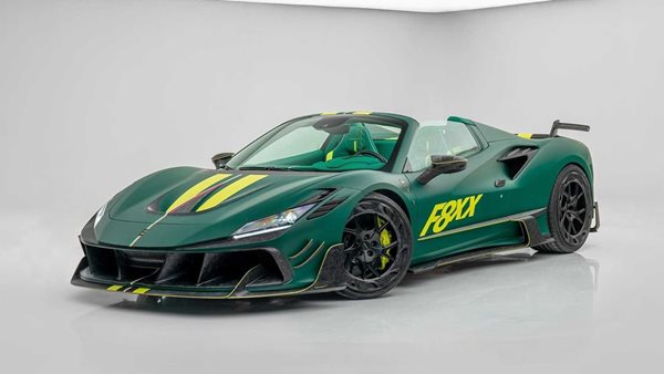 Ferrari F8XX σε πρασινάκι από την Mansory