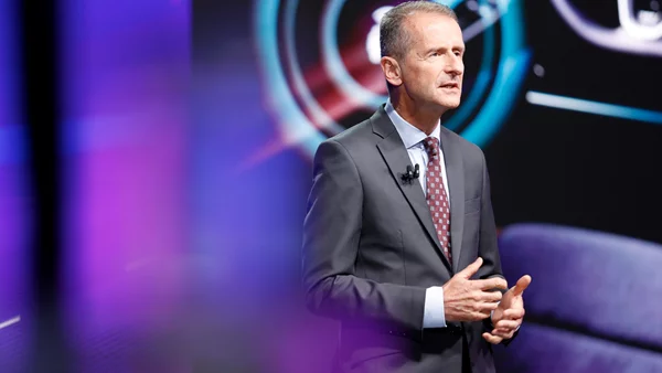 Ο CEO της VW μιλάει για Ουκρανία, Ρωσία και ηλεκτροκίνηση