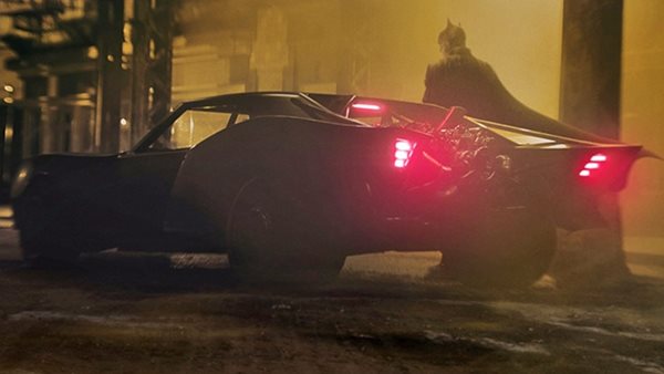 Το νέο Batmobile είναι ένα badass muscle car