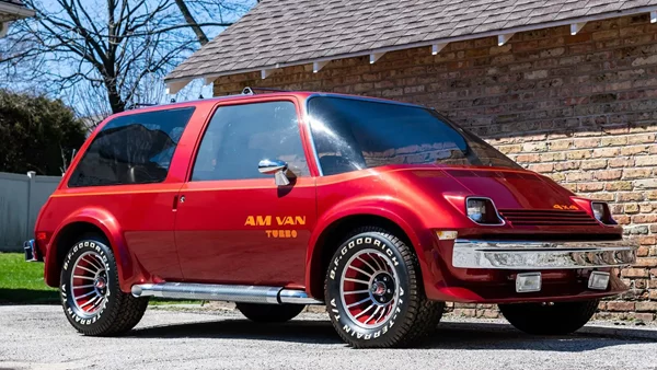 AMC AM Concept: Πωλείται ένα από τα πιο cool βαν του κόσμου