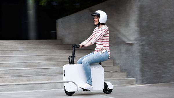Honda Motocompacto: Το scooter-βαλίτσα των 900 ευρώ