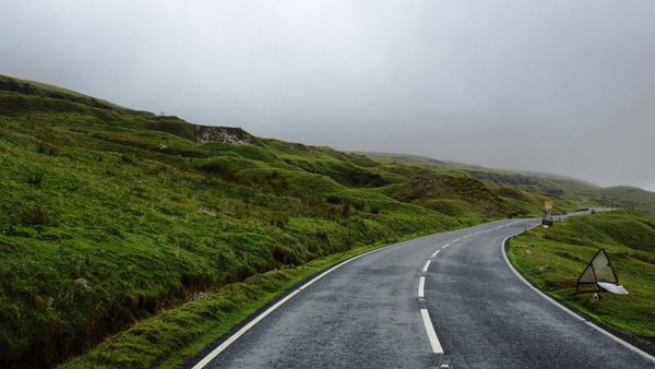Άγνωστοι βανδάλισαν κάμερες κυκλοφορίας στον μαγευτικό δρόμο του Top Gear