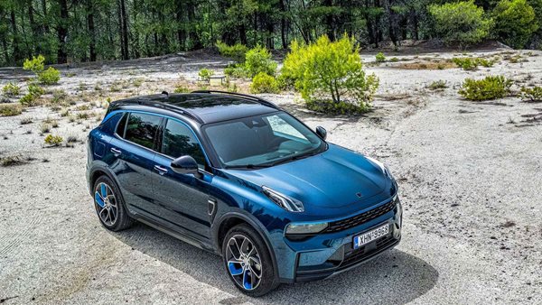 Δοκιμή Lynk & Co 01: Ποιος δεν ενδιαφέρεται για ένα οικονομικό plug-in υβριδικό
