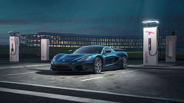 Πώς γίνεται να μην πληρώνεις 8 χρόνια ρεύμα στο Rimac Nevera