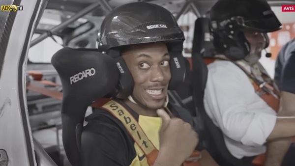 Ο Μαρσιάλ συνοδηγός του Ηλιόπουλου στο αγωνιστικό Citroen του Sebastien Loeb (video)