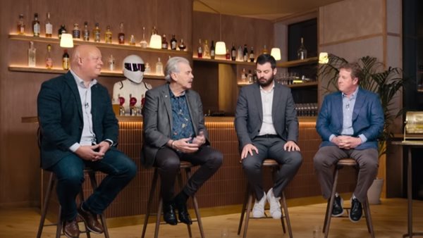 Ιστορική συνέντευξη των Koenigsegg, Murray, Rimac και Hennessey