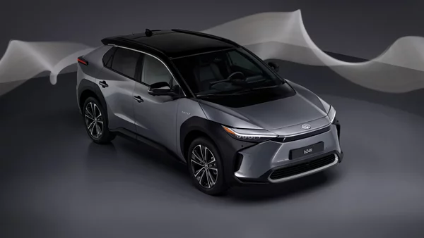 Γιατί η Toyota δεν έχει μεγάλη γκάμα αμιγώς ηλεκτρικών