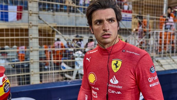 F1: Δεν θα τρέξει στη Σαουδική Αραβία ο Carlos Sainz