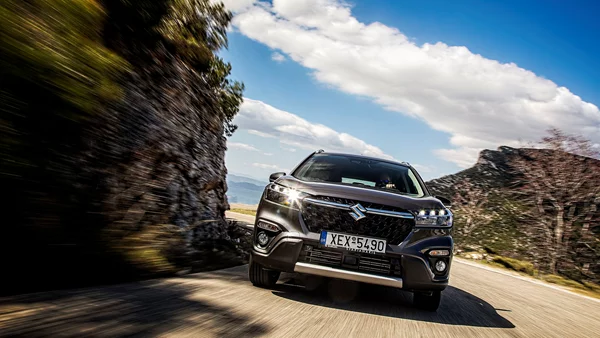 Suzuki S-Cross 1.4 2WD Hybrid 48V: Μια δόση ομορφιά
