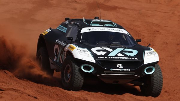 Video: Το αγωνιστικό που άφησε άφωνο τον Nico Rosberg