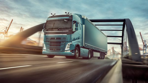 Φορτηγά μηδενικών ρύπων από το 2040 θέλει η Ευρωπαϊκή Ένωση