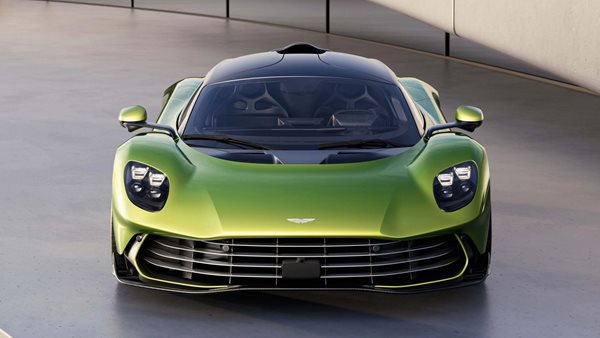 Το νέο hypercar Aston Martin Valhalla των 1.079 ίππων είναι εδώ (εικόνες)