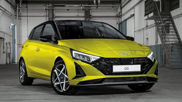Πρώτες εικόνες του ανανεωμένου Hyundai i20-τι έχει αλλάξει