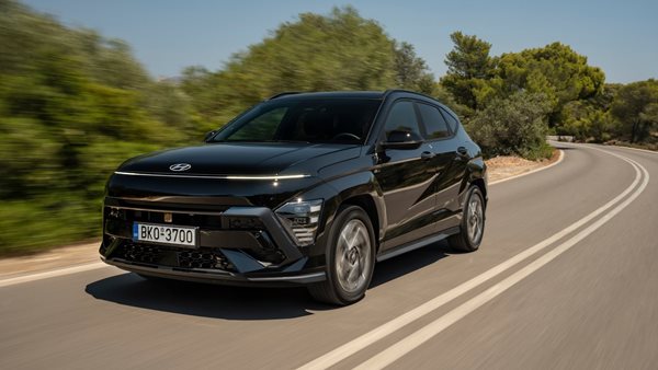Δοκιμή Hyundai Kona 1,6 Hybrid: Πώς και πόσο άλλαξε το νέο SUV