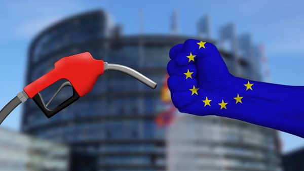 Η Ευρωβουλή αποφάσισε για το πλαίσιο ρύπων Euro 7-πόσο αυστηρό είναι και τι αλλάζει