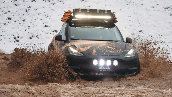 Αυτή είναι βελτίωση: Tesla Model Y Offroad 4X4