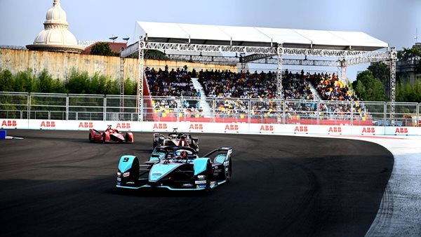 Ιστορική νίκη για Evans στην Formula E